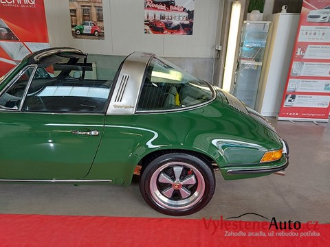 Porsche 911 Targa