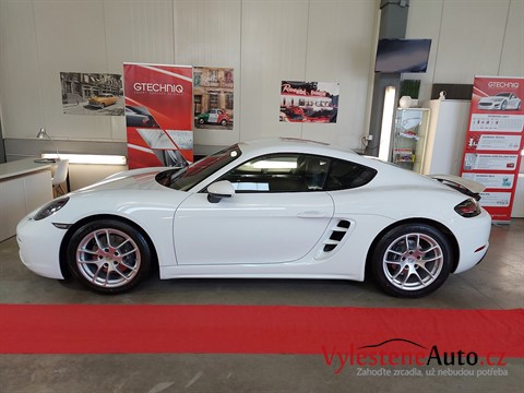 Porsche 718 Cayman